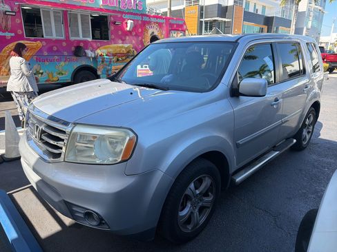 Used 2014 Honda Pilot EX image 1