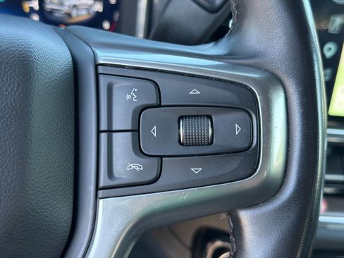 Used 2025 Chevrolet Silverado 1500 LT AWD/4WD image 25
