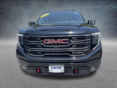 Used 2025 GMC Sierra 1500 AT4 w/ AT4 Premium Package AWD/4WD image 11