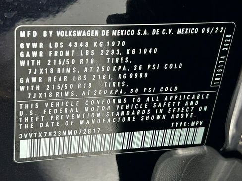 Used 2022 Volkswagen Taos SE w/ Panoramic Sunroof Package FWD image 32