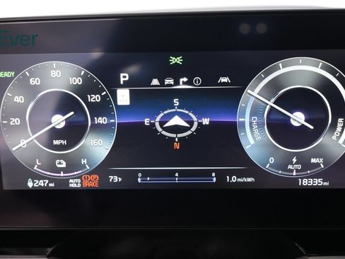 Used 2024 Kia Niro Wave w/ Wave Preserve Package FWD image 7