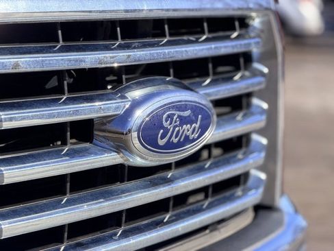 Used 2015 Ford F150 XLT w/ Equipment Group 302A Luxury image 28