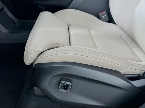 New 2026 Volvo EX90 Plus image 17