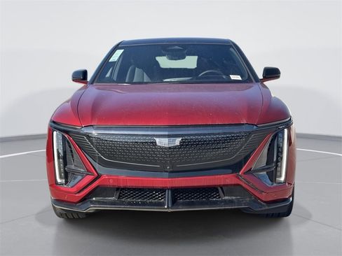 New 2026 Cadillac Lyriq V image 4