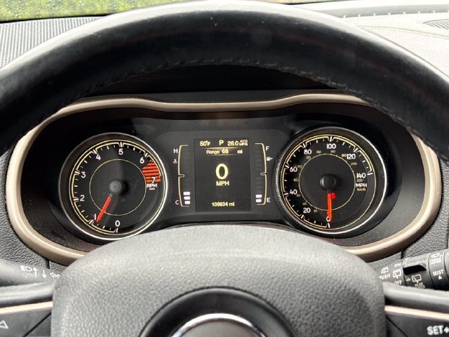 Used 2016 Jeep Cherokee Latitude w/ Comfort & Sound Group FWD image 13