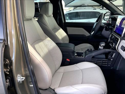 Used 2025 Toyota Tacoma Limited image 8