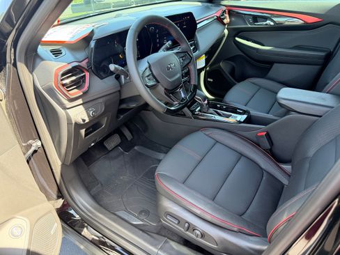 New 2026 Chevrolet TrailBlazer RS w/ Convenience Package FWD image 10