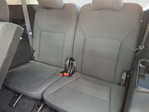 Used 2019 Kia Sorento S AWD/4WD image 16