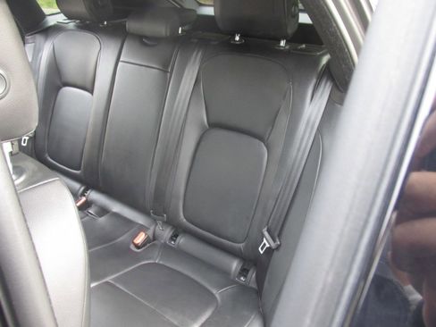 Used 2019 Jaguar F-PACE Premium image 55