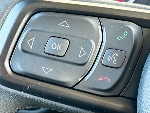 Used 2023 Jeep Wrangler Unlimited Sport AWD/4WD image 33