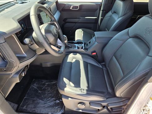 New 2026 Ford Bronco Big Bend AWD/4WD image 8