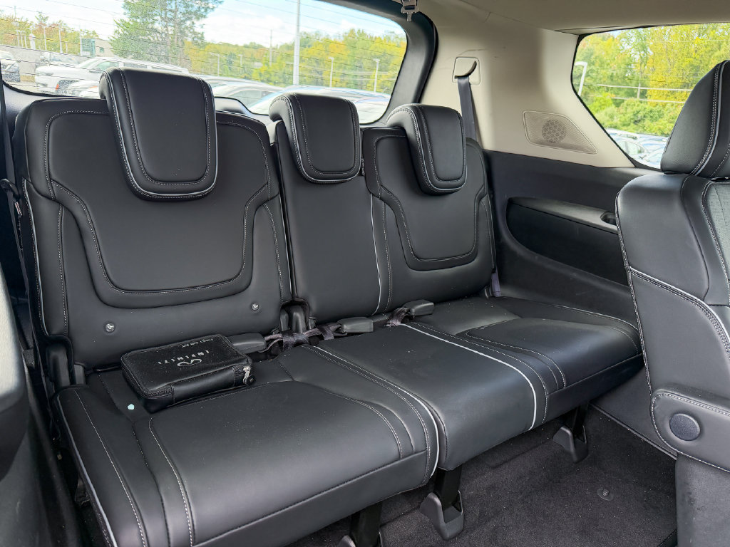 Used 2025 INFINITI QX80 Luxe AWD/4WD image 23