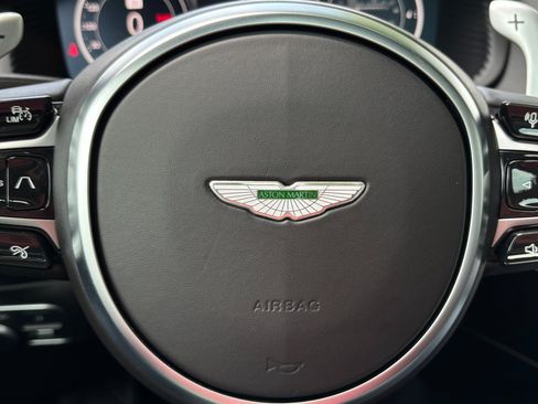 Used 2021 Aston Martin DBX AWD/4WD image 52