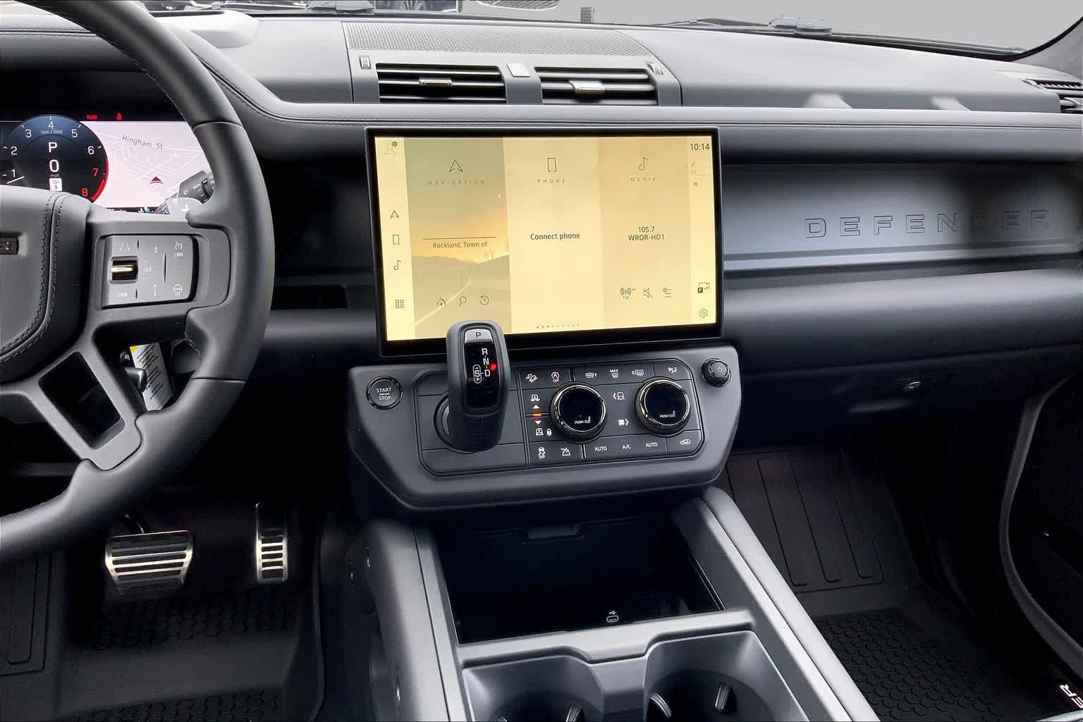 New 2026 Land Rover Defender 110 AWD/4WD image 8