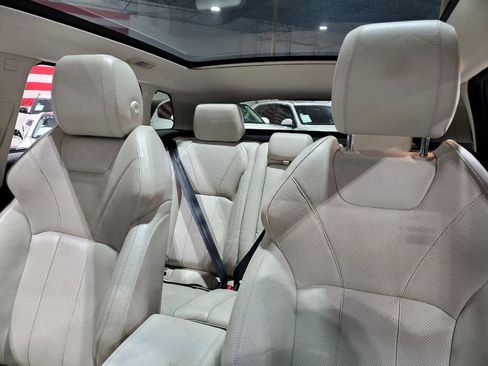 Used 2017 Land Rover Range Rover Evoque HSE image 39