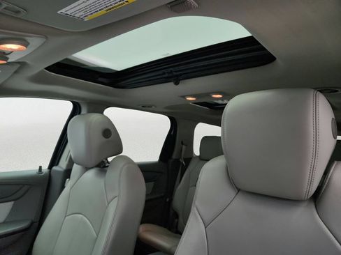 Used 2013 GMC Acadia SLT FWD image 11