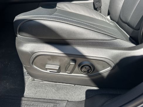 New 2026 Jeep Grand Cherokee L Limited AWD/4WD image 19