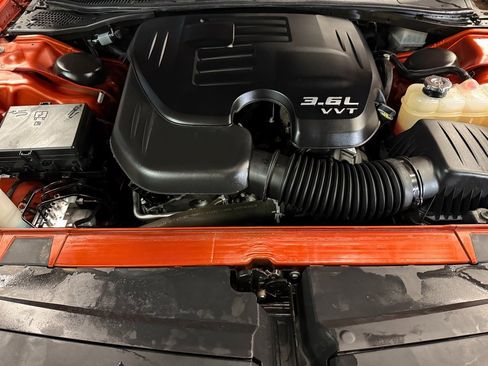 Used 2021 Dodge Challenger SXT w/ Blacktop Package image 23