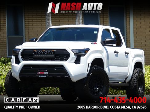 Used 2024 Toyota Tacoma SR RWD image 4