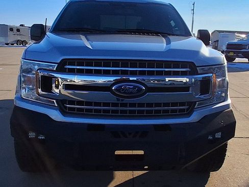 Used 2019 Ford F150 XLT w/ Equipment Group 302A Luxury image 3