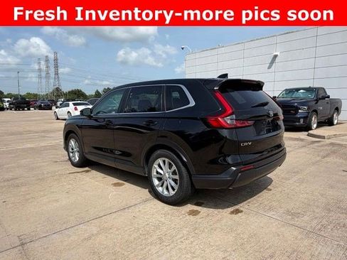 Used 2025 Honda CR-V EX image 2