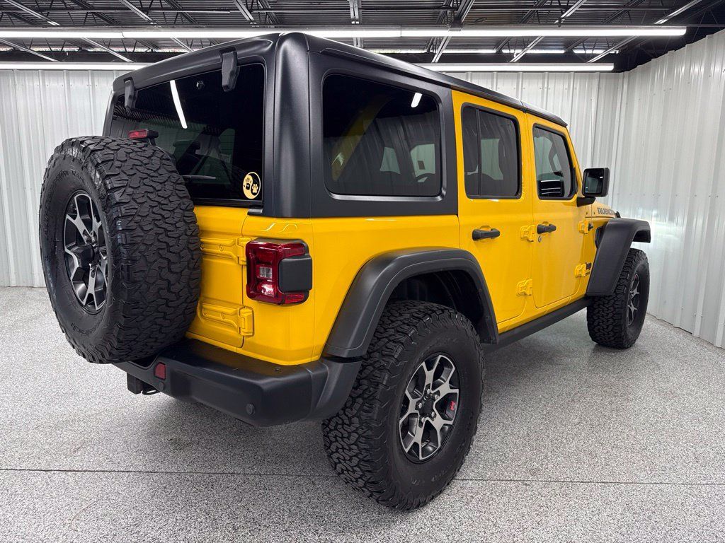 Used 2018 Jeep Wrangler Unlimited Rubicon w/ Dual Top Group AWD/4WD image 6