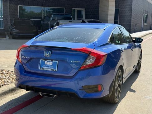 Used 2020 Honda Civic Sport image 5