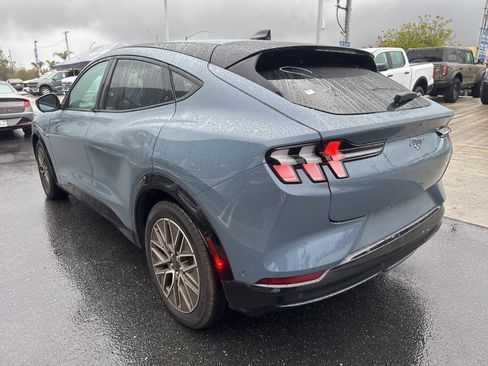 Used 2024 Ford Mustang Mach-E Premium image 2