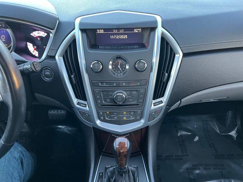 Used 2011 Cadillac SRX Luxury FWD image 35