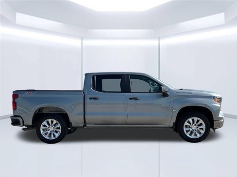 Used 2024 Chevrolet Silverado 1500 Custom AWD/4WD image 8