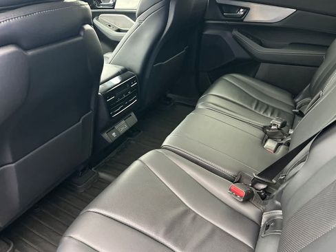 Certified 2023 Acura MDX SH-AWD w/ Technology Package image 11