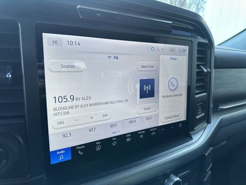 Used 2025 Ford F150 Lariat w/ Equipment Group 501A Mid image 13