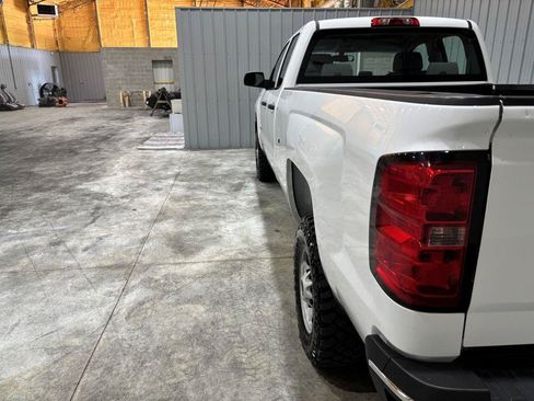 Used 2015 Chevrolet Silverado 2500 W/T AWD/4WD image 9