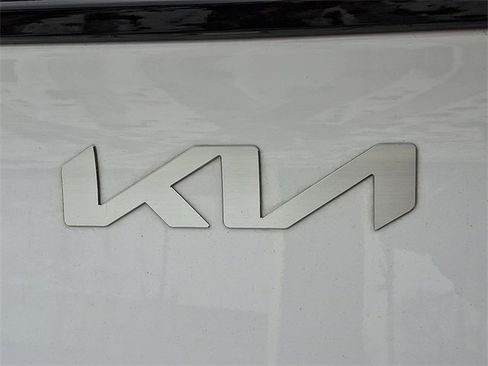 Certified 2023 Kia Sportage EX image 29