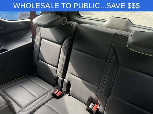 Used 2021 GMC Yukon SLT RWD image 13
