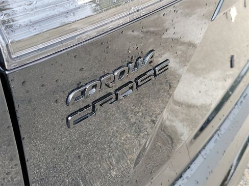Used 2024 Toyota Corolla Cross AWD Hybrid image 6