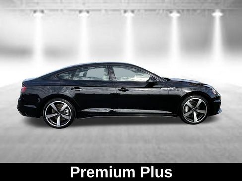 Used 2025 Audi A5 2.0T Premium Plus w/ Premium Plus AWD/4WD image 6