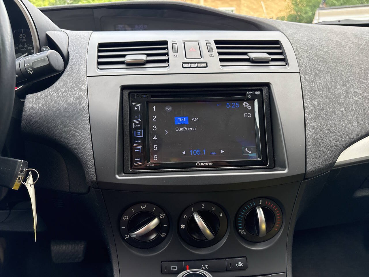 Used 2012 MAZDA MAZDA3 i Touring FWD image 15