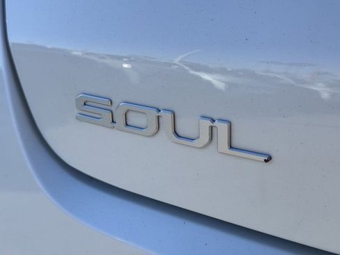 Certified 2024 Kia Soul EX w/ Option Group 015 image 8