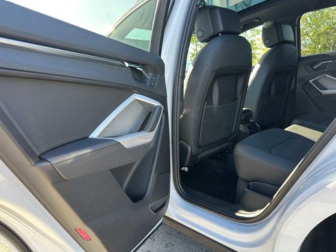 New 2025 Audi Q3 2.0T Premium image 15