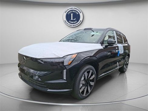 New 2025 Volvo EX90 Plus image 3