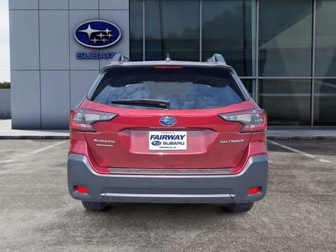 Used 2024 Subaru Outback Premium AWD/4WD image 5