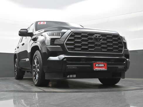 Used 2025 Toyota Sequoia Platinum image 29