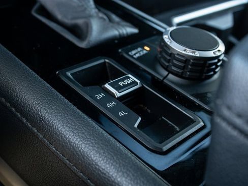 Used 2024 Toyota Tundra Limited image 14