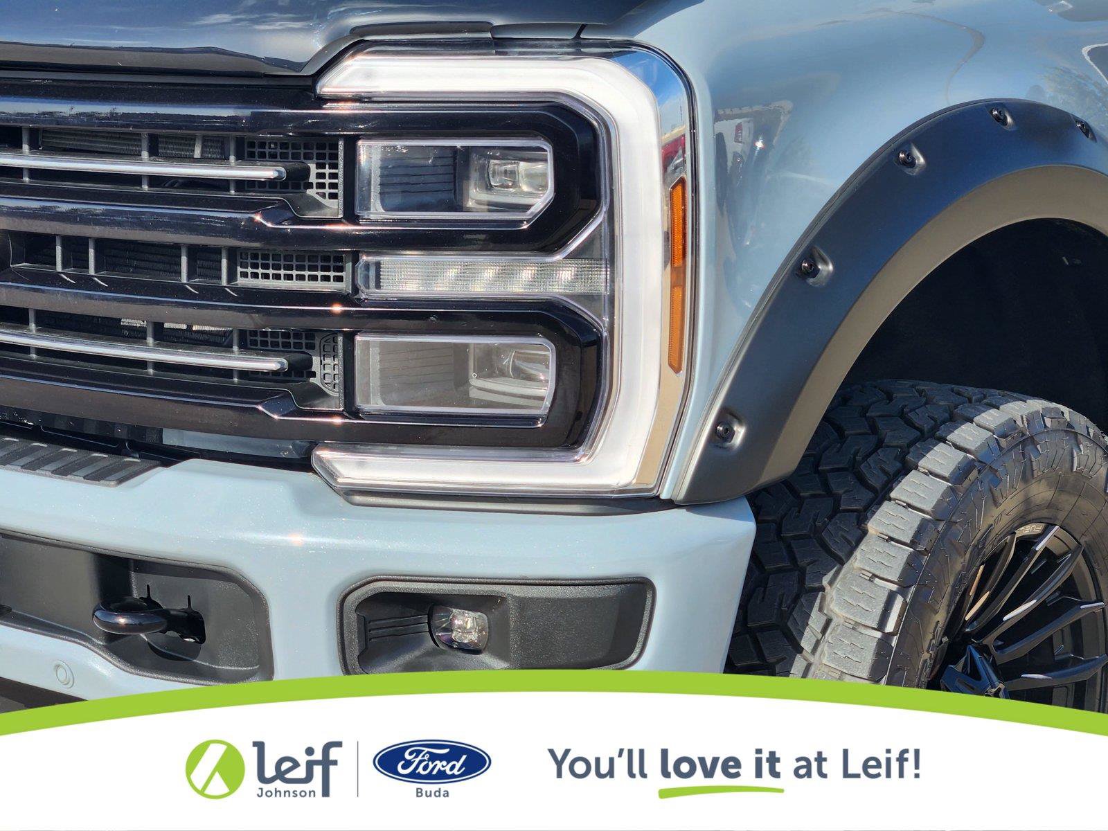 Used 2025 Ford F350 Platinum w/ FX4 Off-Road Package AWD/4WD image 6