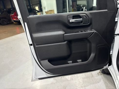 Used 2025 Chevrolet Silverado 2500 W/T w/ WT/CX Safety Package image 12