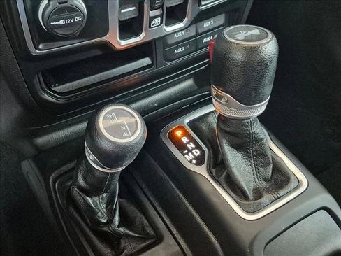 Used 2021 Jeep Wrangler Unlimited Sport AWD/4WD image 12