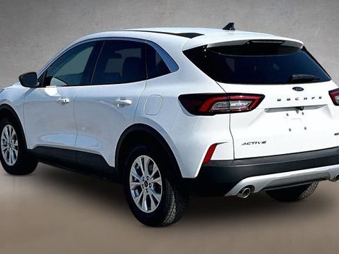 Certified 2023 Ford Escape Active FWD image 9