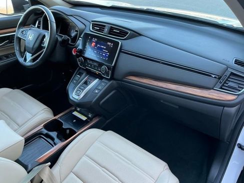 Used 2022 Honda CR-V Touring image 18