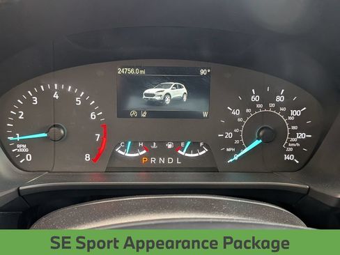 Used 2022 Ford Escape SE w/ SE Sport Appearance Package FWD image 18